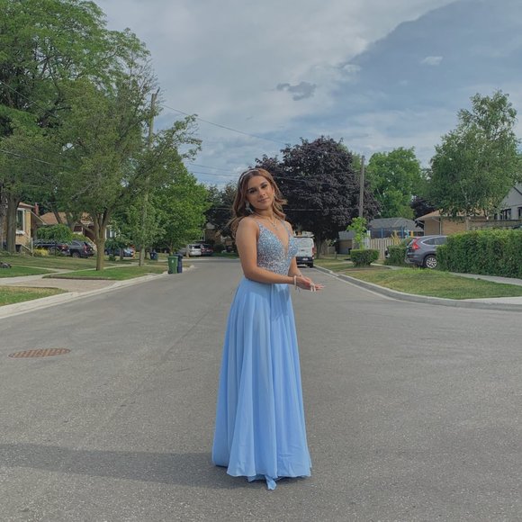 Prom Dress - Picture 1 of 6